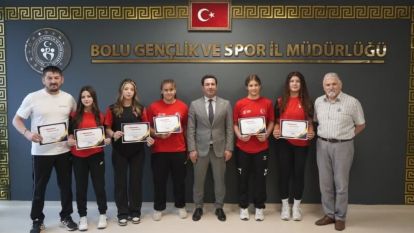 Şampiyon  Bayan Güreşçilerimizle Gurur Duyuyoruz!