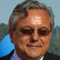 Binlerce korsan ev.../Ali Özdemir